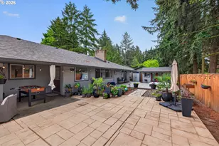 2264 SE Singing Woods Dr, Hillsboro, OR 97123 - Photo 38