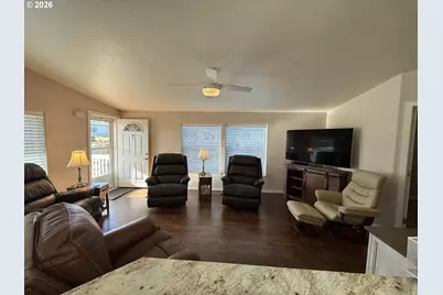 3050 Knott Ter, Coos Bay, OR 97420 - Photo 4