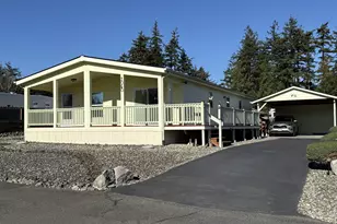 3050 Knott Terrace, Coos Bay, OR 97420 - Photo 1