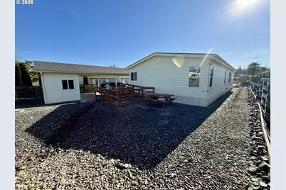 3050 Knott Ter, Coos Bay, OR 97420 - Photo 2