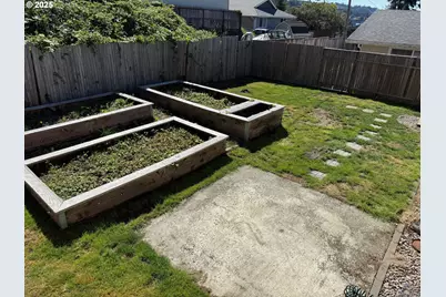 460 2nd Ave, Coos Bay, OR 97420 - Photo 40