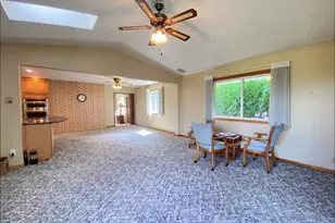 3525 NE 125th Ave, Portland, OR 97230 - Photo 8