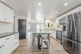 25697 Brush Creek Rd, Sweet Home, OR 97386 - Photo 10