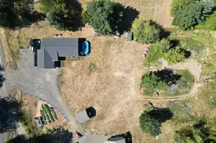 275 Studebaker Spur 2, Castle Rock, WA 98611 - Photo 18