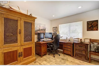 275 Studebaker Spur 2, Castle Rock, WA 98611 - Photo 32