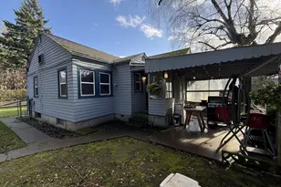 9545 SE 42nd Ave, Milwaukie, OR 97222 - Photo 4