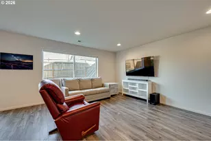 2102 S Sandhill Wy, Ridgefield, WA 98642 - Photo 6