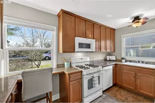 5617 SE 60th Ave, Portland, OR 97206 - Photo 10