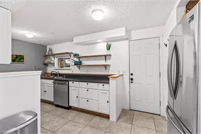 292 NE Conifer Blvd, Corvallis, OR 97330 - Photo 10