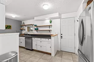 292 NE Conifer Blvd, Corvallis, OR 97330 - Photo 10