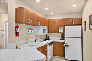 20120 Larkspur Ln, West Linn, OR 97068 - Photo 38