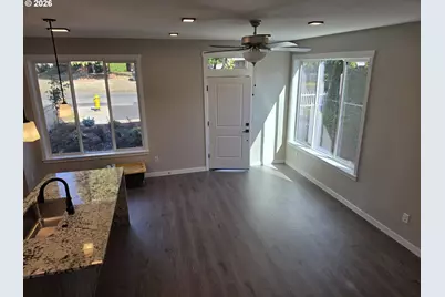 4836 SE Monroe Ave #C, Milwaukie, OR 97222 - Photo 8