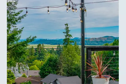 1476 W 14th Pl, Coquille, OR 97423 - Photo 6