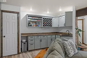 1476 W 14th Pl, Coquille, OR 97423 - Photo 20