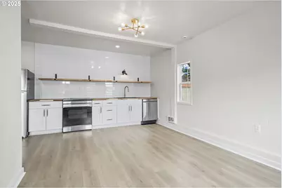 1061 NE Avery St, Newport, OR 97365 - Photo 26