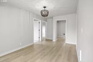 1061 NE Avery St, Newport, OR 97365 - Photo 32