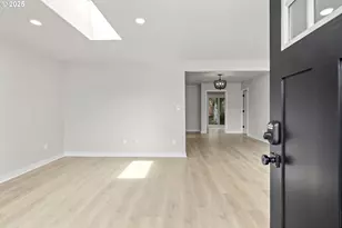 1061 NE Avery St, Newport, OR 97365 - Photo 36