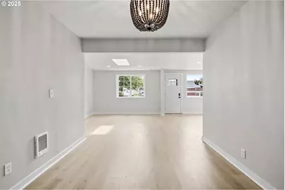 1061 NE Avery St, Newport, OR 97365 - Photo 42