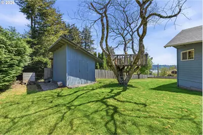 93748 Bay Park Ln, Coos Bay, OR 97420 - Photo 40