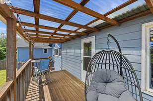 93748 Bay Park Ln, Coos Bay, OR 97420 - Photo 38