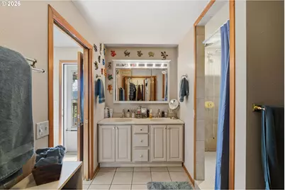 93748 Bay Park Ln, Coos Bay, OR 97420 - Photo 20