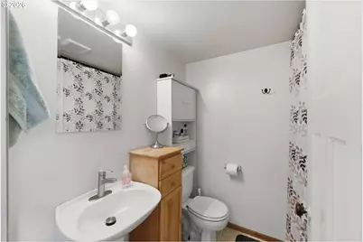 93748 Bay Park Ln, Coos Bay, OR 97420 - Photo 22