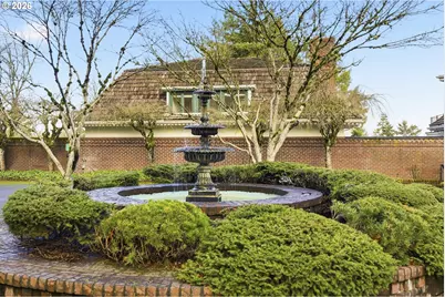 3611 SW Humphrey Blvd, Portland, OR 97221 - Photo 1