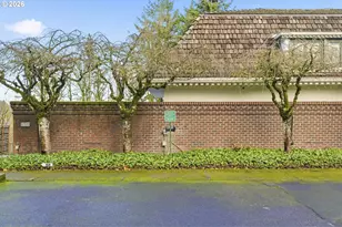 3611 SW Humphrey Blvd, Portland, OR 97221 - Photo 4