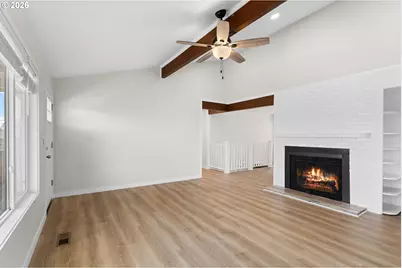 2322 W Military Ave, Roseburg, OR 97471 - Photo 8