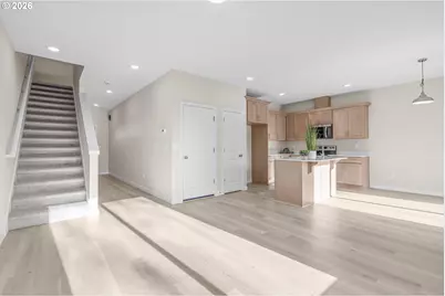 195 W 8th St, Lafayette, OR 97127 - Photo 8