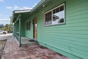 16922 SE Taylor St, Portland, OR 97233 - Photo 2