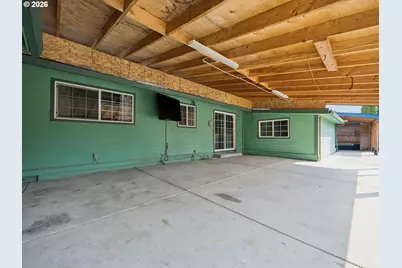 16922 SE Taylor St, Portland, OR 97233 - Photo 40
