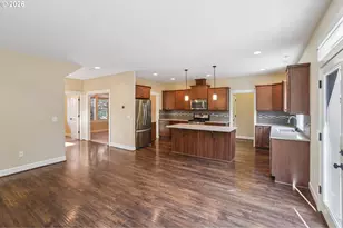 1148 NW 98th Ave, Portland, OR 97229 - Photo 8