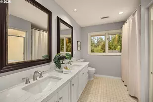 711 Kenola Ct, Lake Oswego, OR 97034 - Photo 28