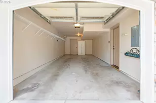1922 NE 49th Way, Hillsboro, OR 97124 - Photo 36