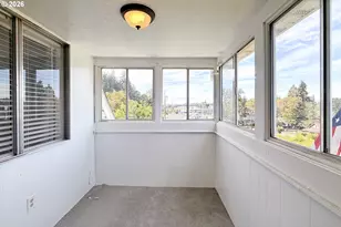 421 McClaine St, Silverton, OR 97381 - Photo 6