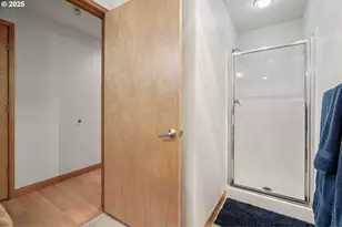 300 W 8th St, Vancouver, WA 98660 - Photo 18