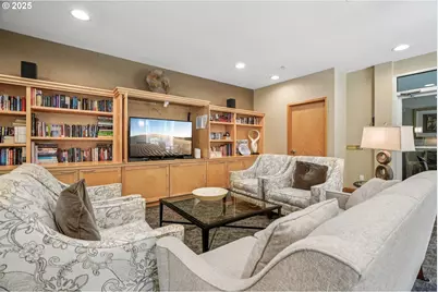 300 W 8th St #206, Vancouver, WA 98660 - Photo 30