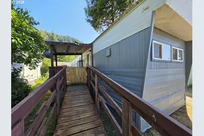 76332 Rainbow St #43B, Oakridge, OR 97463 - Photo 1