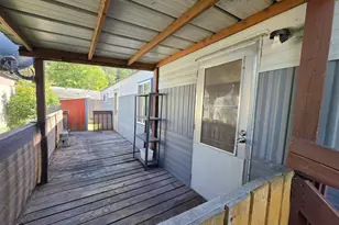 76332 Rainbow St, Oakridge, OR 97463 - Photo 2