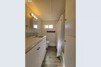76332 Rainbow St #43B, Oakridge, OR 97463 - Photo 8
