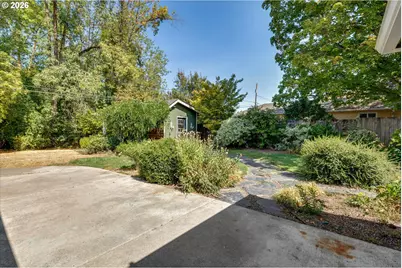 9625 SW Cypress St, Beaverton, OR 97005 - Photo 32