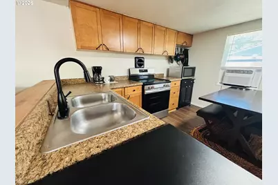 97936 Klamath Ave, Brookings, OR 97415 - Photo 10