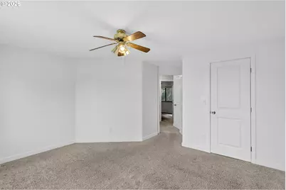 8250 SW Colony Creek Ct, Portland, OR 97224 - Photo 20