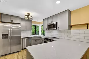 8250 SW Colony Creek Ct, Portland, OR 97224 - Photo 16