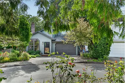 8250 SW Colony Creek Ct, Portland, OR 97224 - Photo 2
