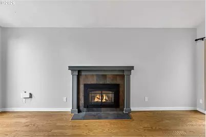 8250 SW Colony Creek Ct, Portland, OR 97224 - Photo 8