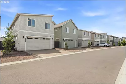 5727 SE 79th Ave, Hillsboro, OR 97123 - Photo 40