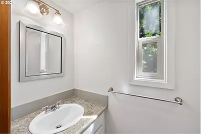 6913 NE 75th Ave, Vancouver, WA 98662 - Photo 38