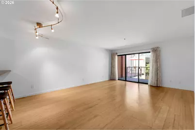 920 NW Naito Pkwy #J18, Portland, OR 97209 - Photo 14